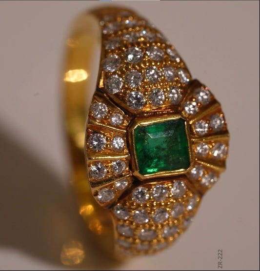 Opulent Diamond Ring