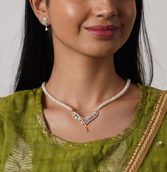 Stylish Freshwater Pearl Necklace Set