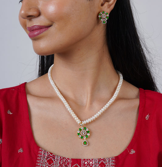 C Z with Green Stone Freshwater Pearls Necklace Set