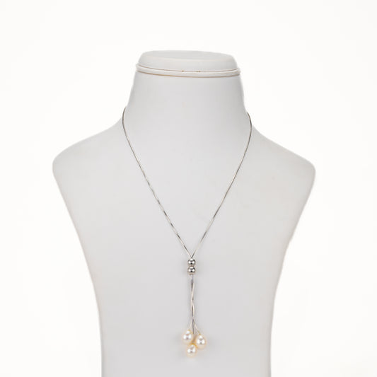 Lovely Silver Freshwater Pearl Neckacle Set