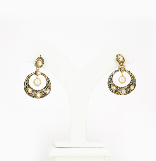 Sparkling Kundan Earring