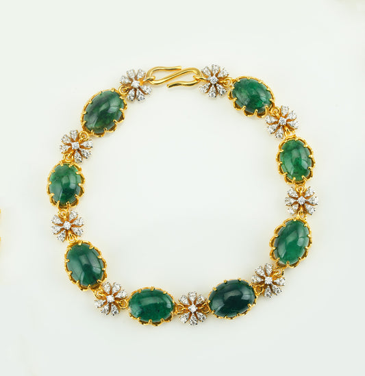 Comfortable Emerald Bracelet