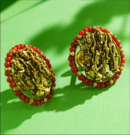 Alluring Gold Stone Earring