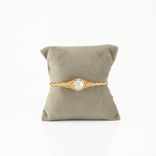 Genuine White Near Round Freshwater Pearl Bracelet