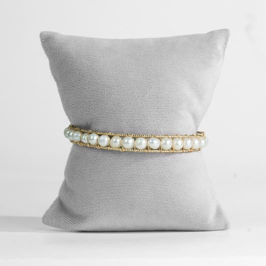Delicate Near Round White Freshwater Pearl Bracelet