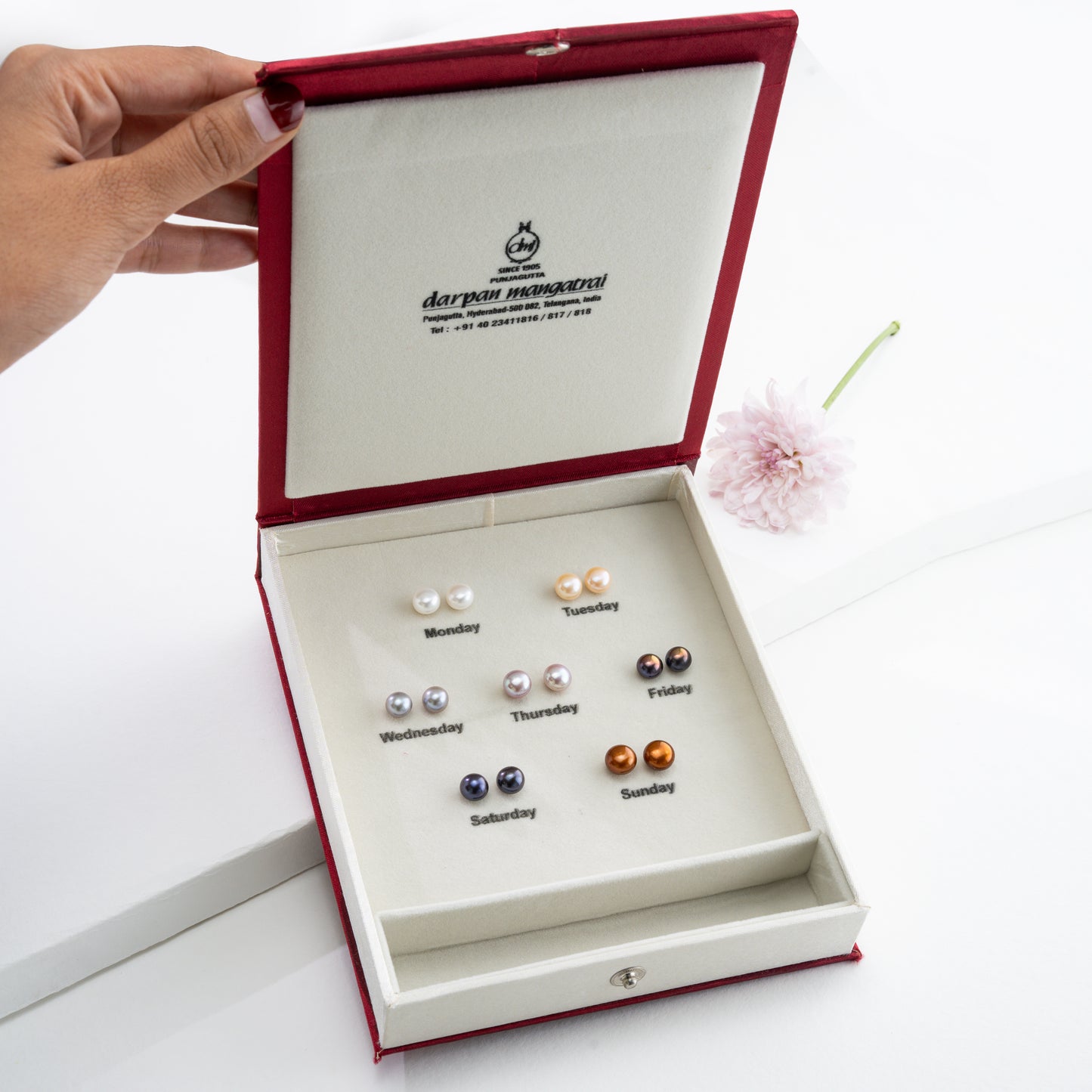 My Pearl Earrings Box