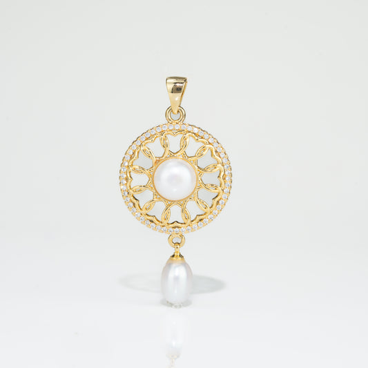 Versatile White Stone Freshwater Pearl Locket