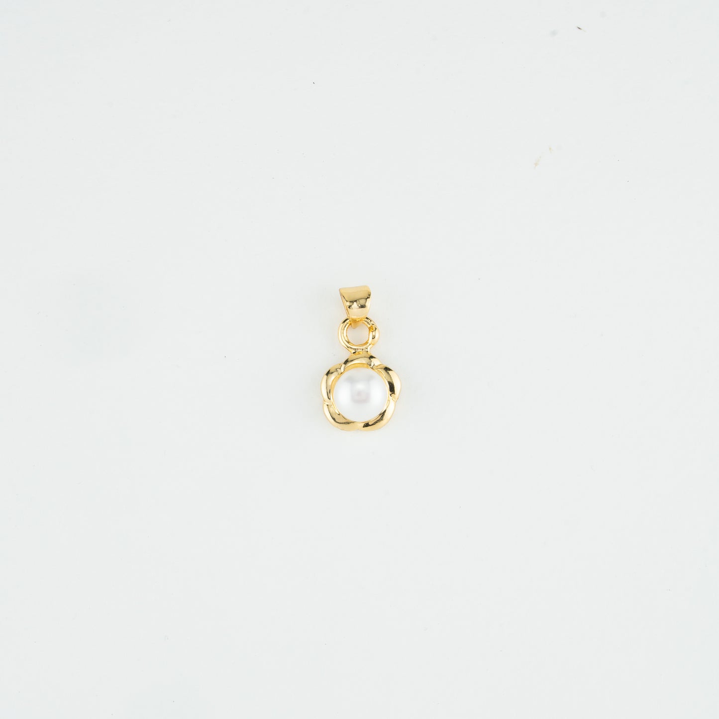 Stunning Freshwater Pearl Locket