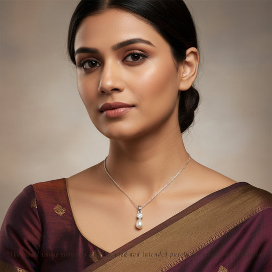 Sublime Freshwater Pearl Locket