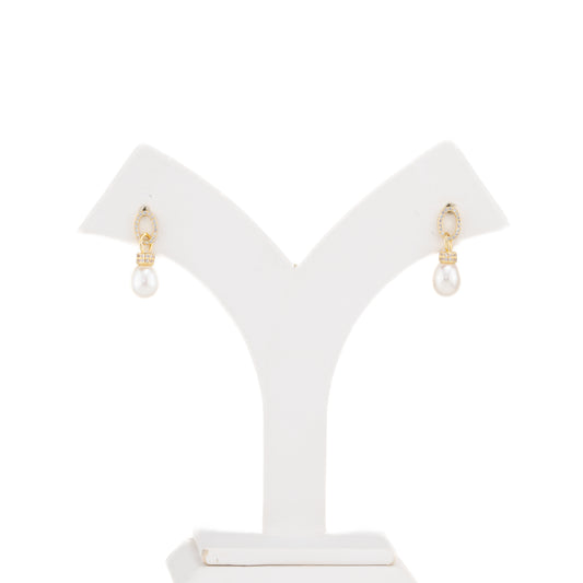 Classic White Drop Freshwater Pearl Hanging Studs Earrings
