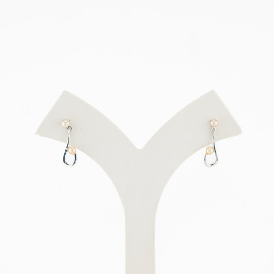 Stylish Pink Freshwater Pearl Stud Earrings