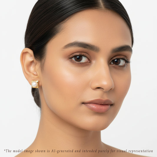 Exclusive White Freshwater Pearl Studs Earrings