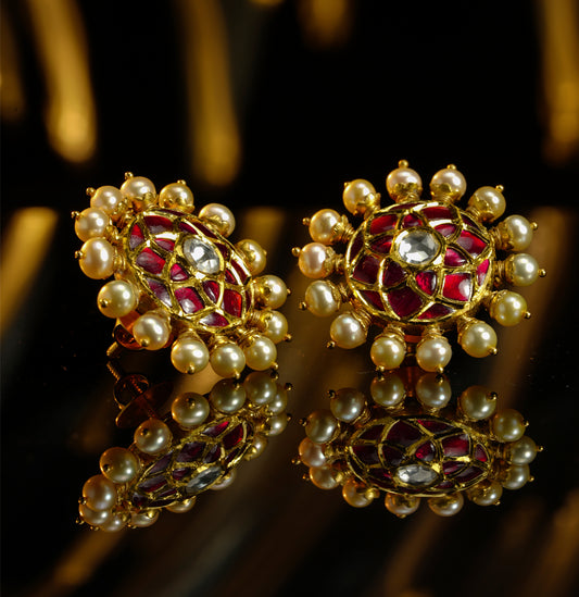 Feminine Pearl and Gold Earrings