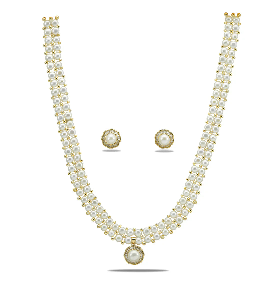 Golden Glamour: The Symbolism and Versatility of Pearl Choker Necklaces