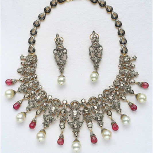 A Guide For Buying Victorian Jewellery Online: What to Look For