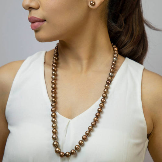 Why a Tahitian Pearl Necklace Is the Ultimate Investment in Understated Luxury