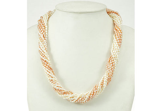 Latest Modern Fashion Trends Of Freshwater Pearl Necklace