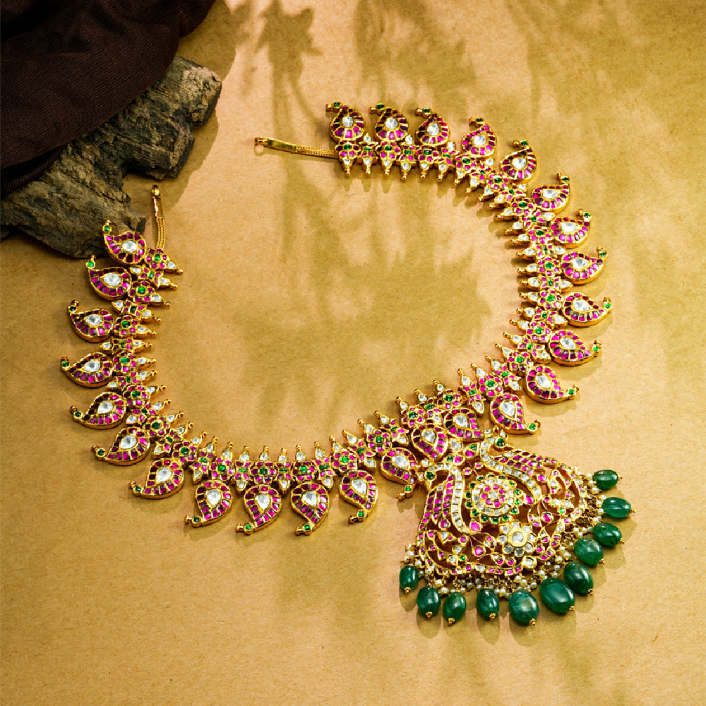 Here’s why Kundan jewellery can never go out of style