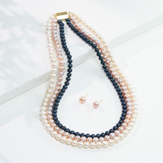 The Ultimate Guide to Wearing a Long Pearl Necklace