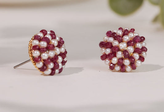 Ways to Style Your Outfit with Stunning Pearl Earrings