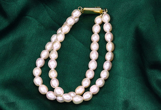 What is the Current Trend for Moti Bracelet?