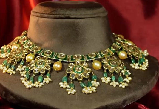 What Should You Know Before Purchasing a Diamond Pendant Set?