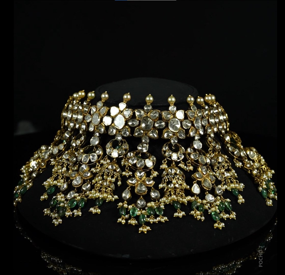 Intriguing Polki Emerald Choker