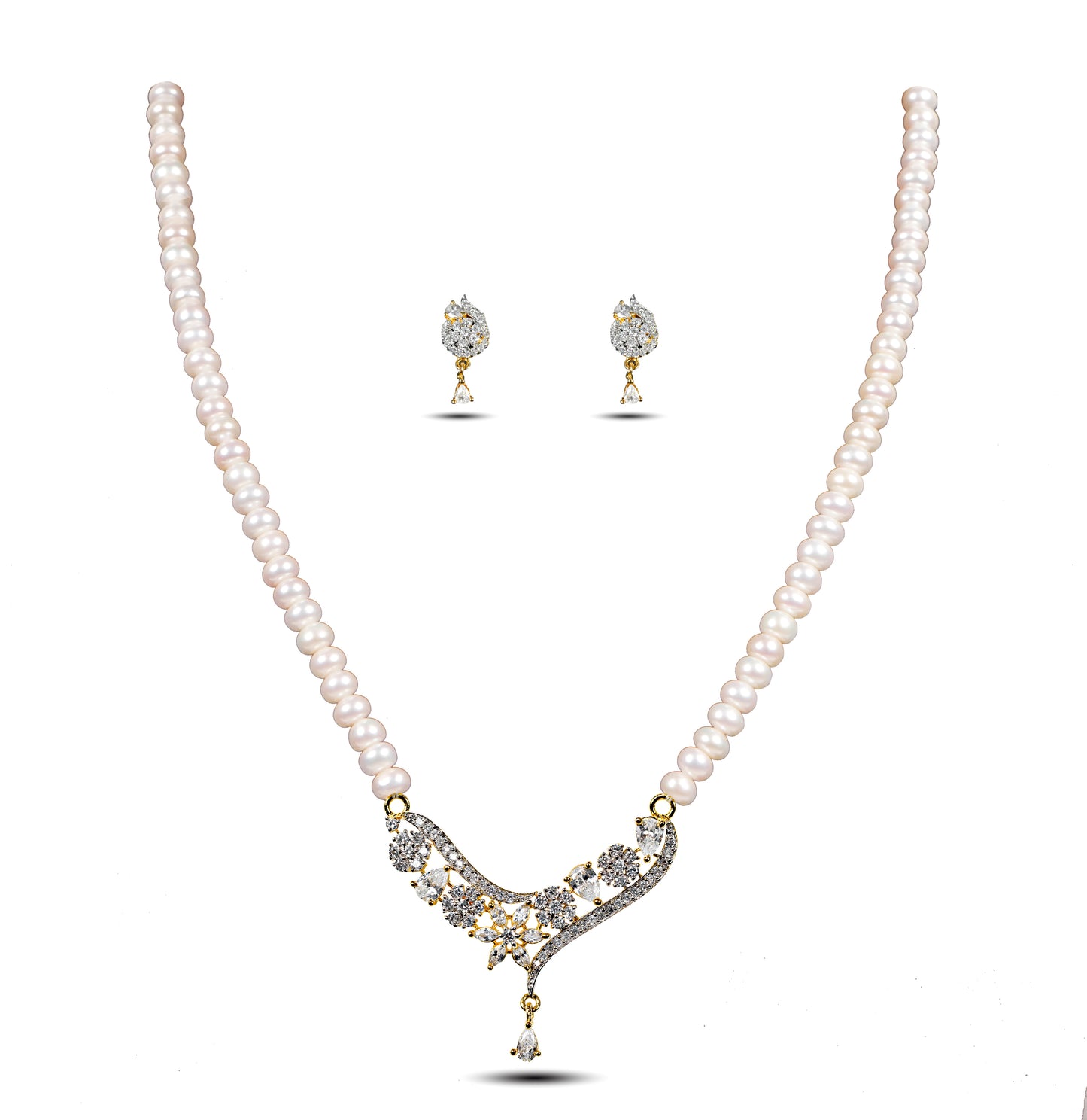 Stylish Freshwater Pearl Necklace Set
