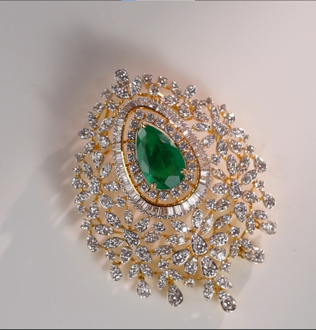 Delicate Emerald Diamond locket