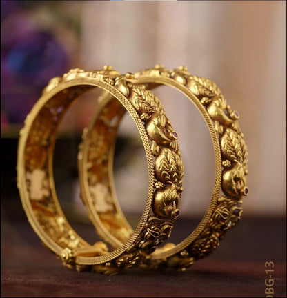 Nakshi Gold Bangle