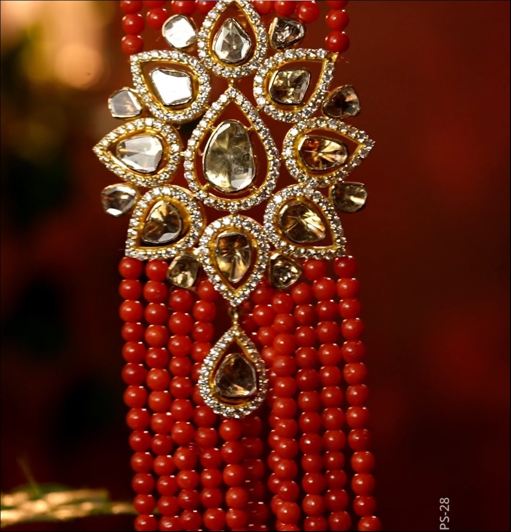 Unique Gold Coral Side Pieces Necklace