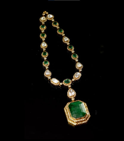 Luxurious Emerald Polki Necklace