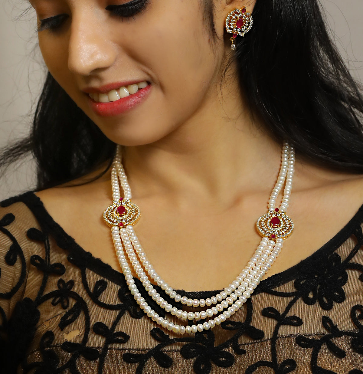 Gorgeous Red Stone Side Piece Freshwater Pearl Necklace Set