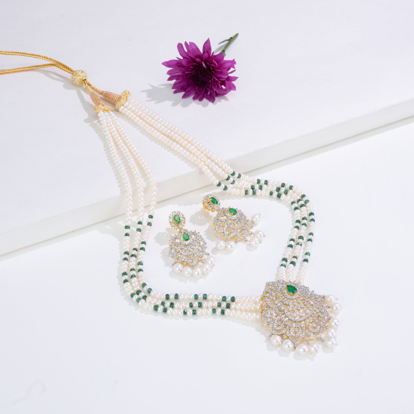 Natural Emerald With Button Freshwater Pearl Necklace Set