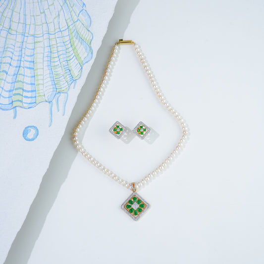 Ornate Green Stone Freshwater Pearl Necklace Set