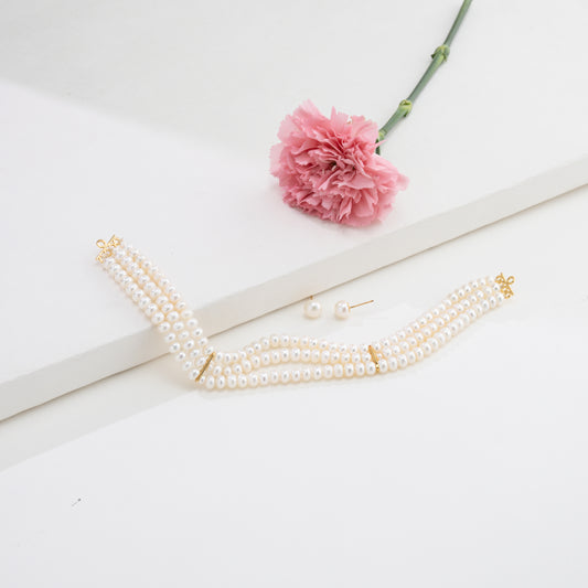 Adorable White Freshwater Pearls Choker Set