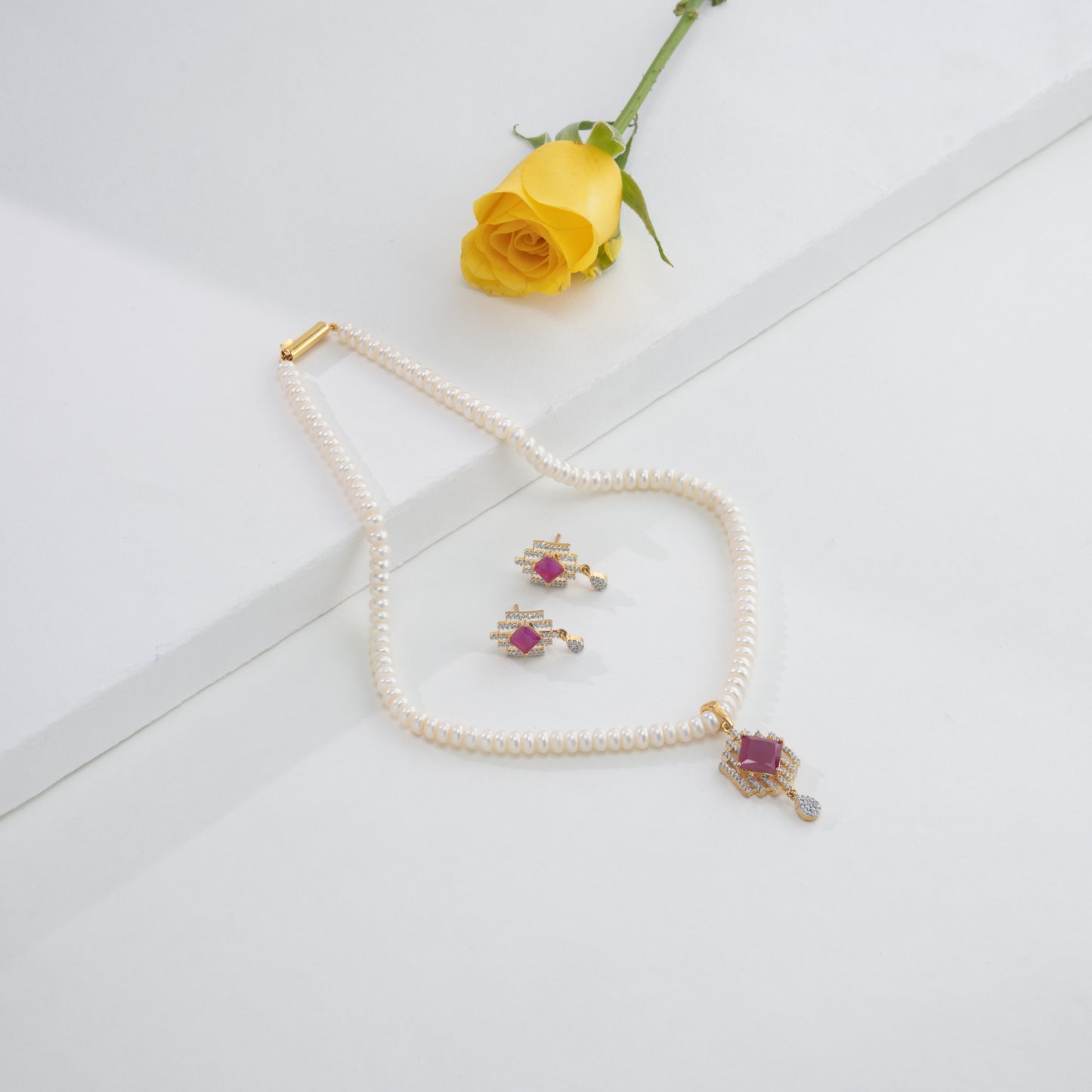 Unique Red Stone Freshwater Pearl Necklace Set