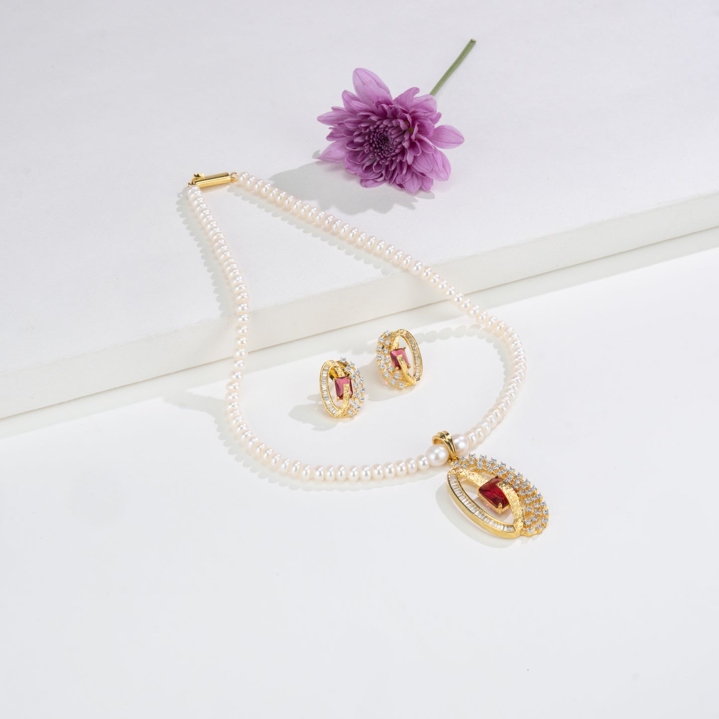 Majestic Red Stone Freshwater Pearl Necklace Set