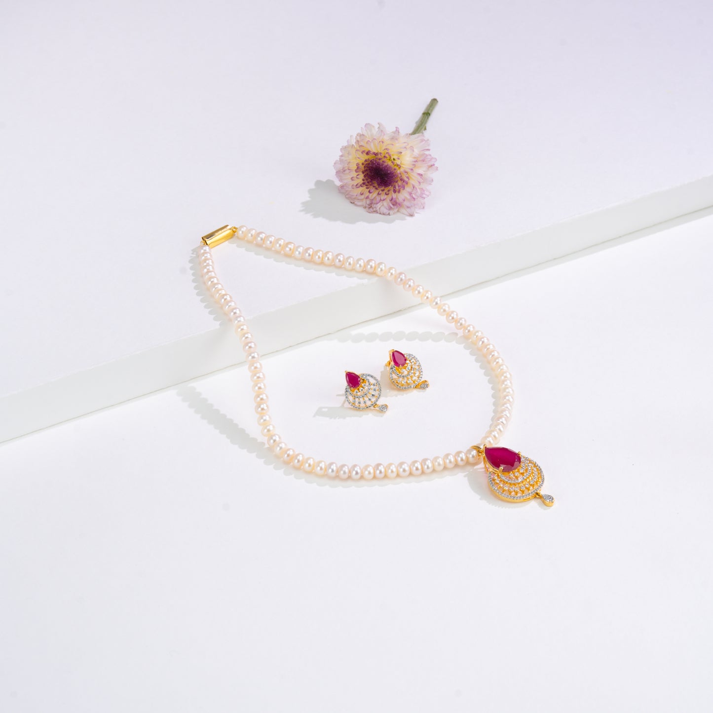 Majestic Red Stone Freshwater Pearl Necklace Set