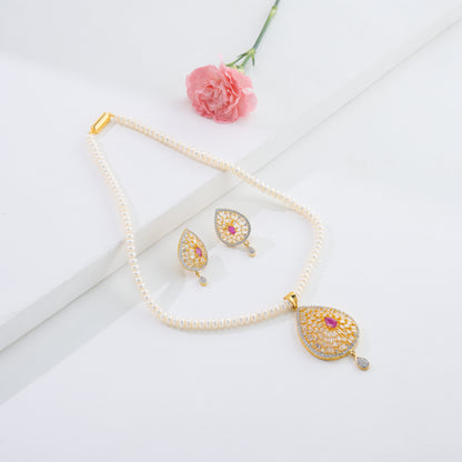 Exciting Red Stone Freshwater Pearls Necklace Set