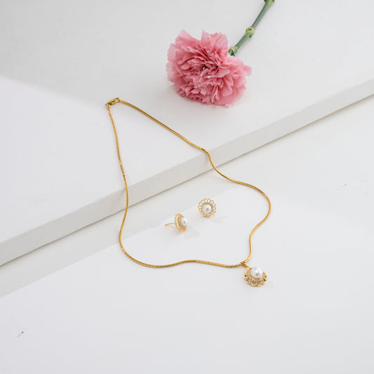 Exotic White Stone Freshwater Pearl Necklace Set