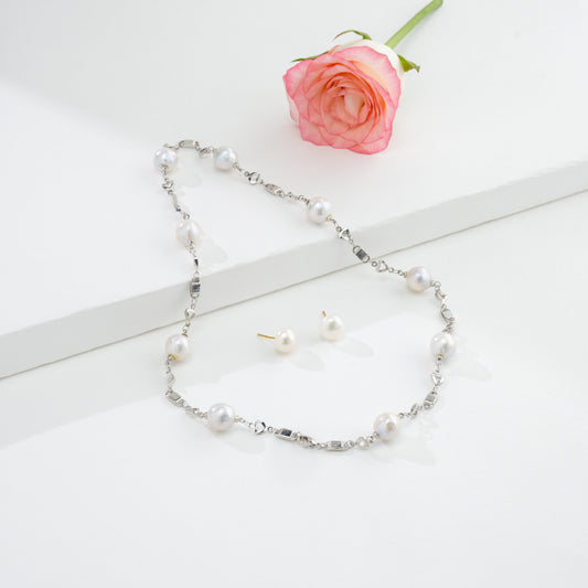 Exceptional Near Round Freshwater Pearl Necklace Set