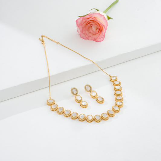 Glamorous Near Round Pearl Choker Set