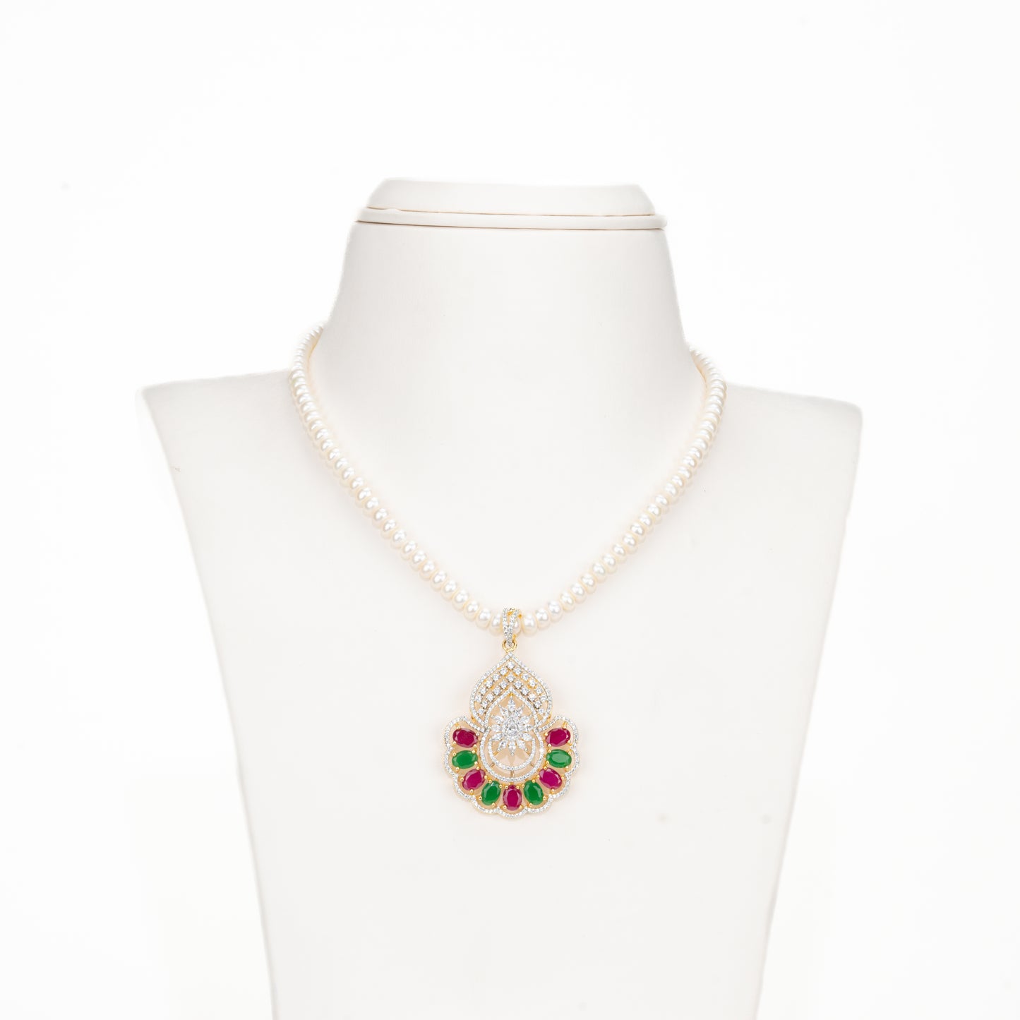 Favorite Red Green Freshwater Pearl Necklace Set