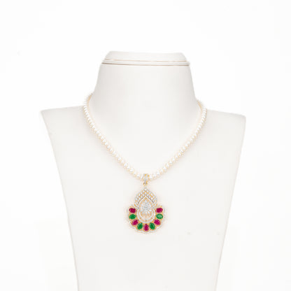 Favorite Red Green Freshwater Pearl Necklace Set