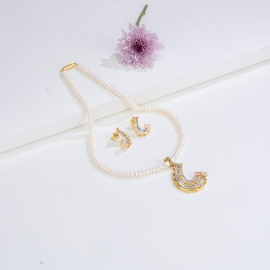Adorable Pink Stone Freshwater Pearl Necklace Set