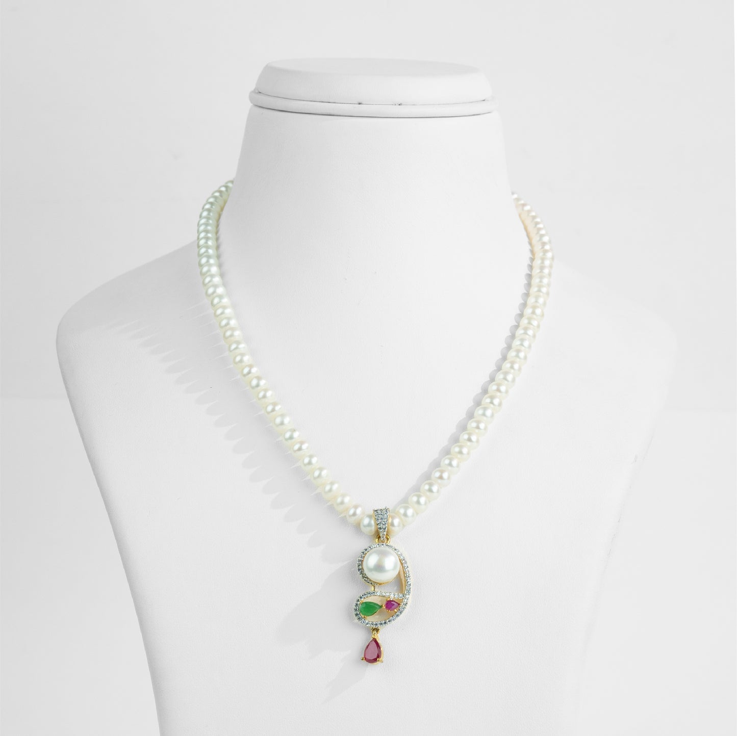 Glowy Red Green Freshwater Pearl Necklace Set