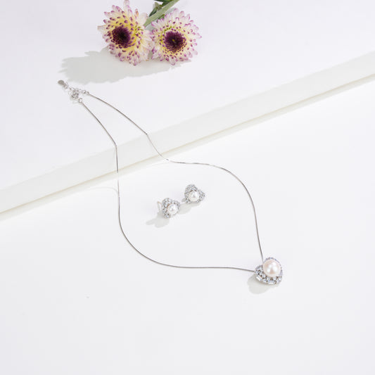 Heart-Shaped Silver White Stone Freshwater Pearl Necklace Set