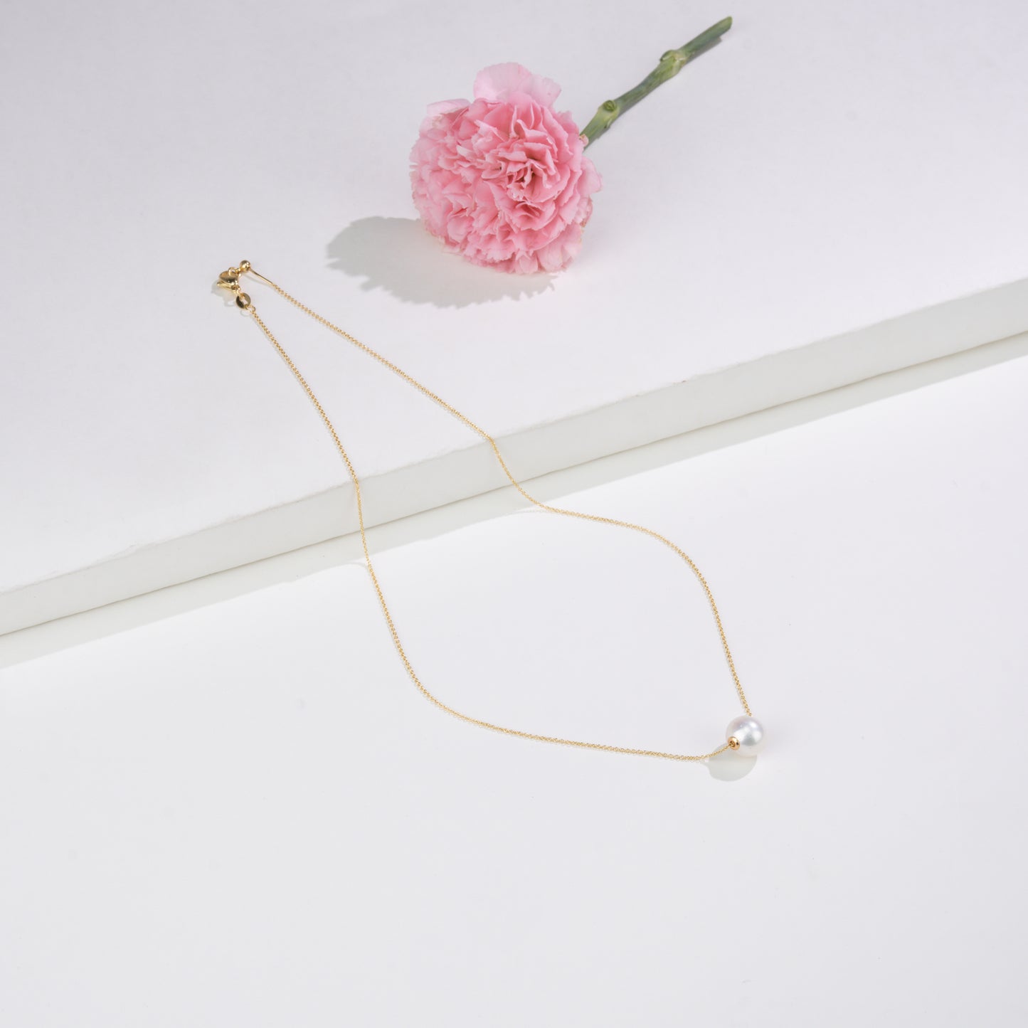 Classic White Round Freshwater Pearl Necklace