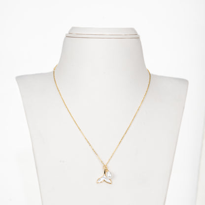 Artistic Baroque Freshwater Pearl Drop Necklace